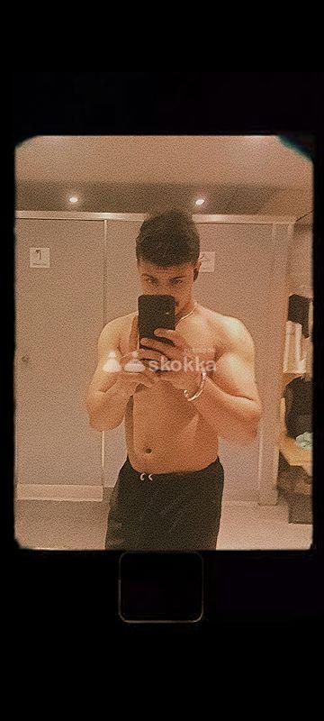 Paid service, only females contact me for booking. No broker, direct contact me for booking. fake and timepass people (male) away from this
